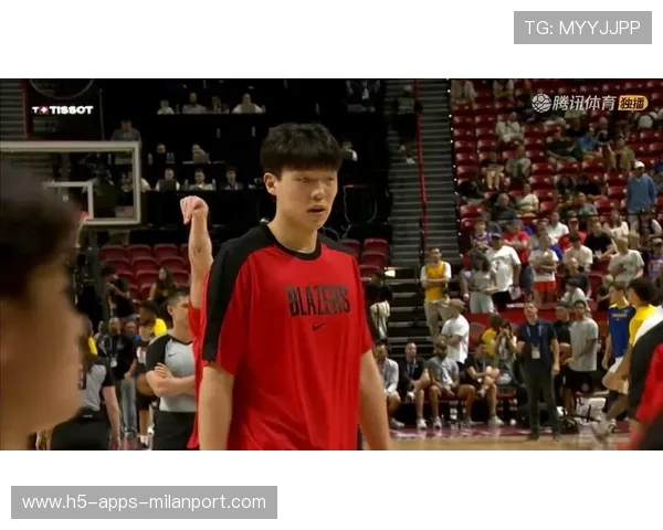 杨瀚森首发出场不负众望，贡献4分5篮板展现进步