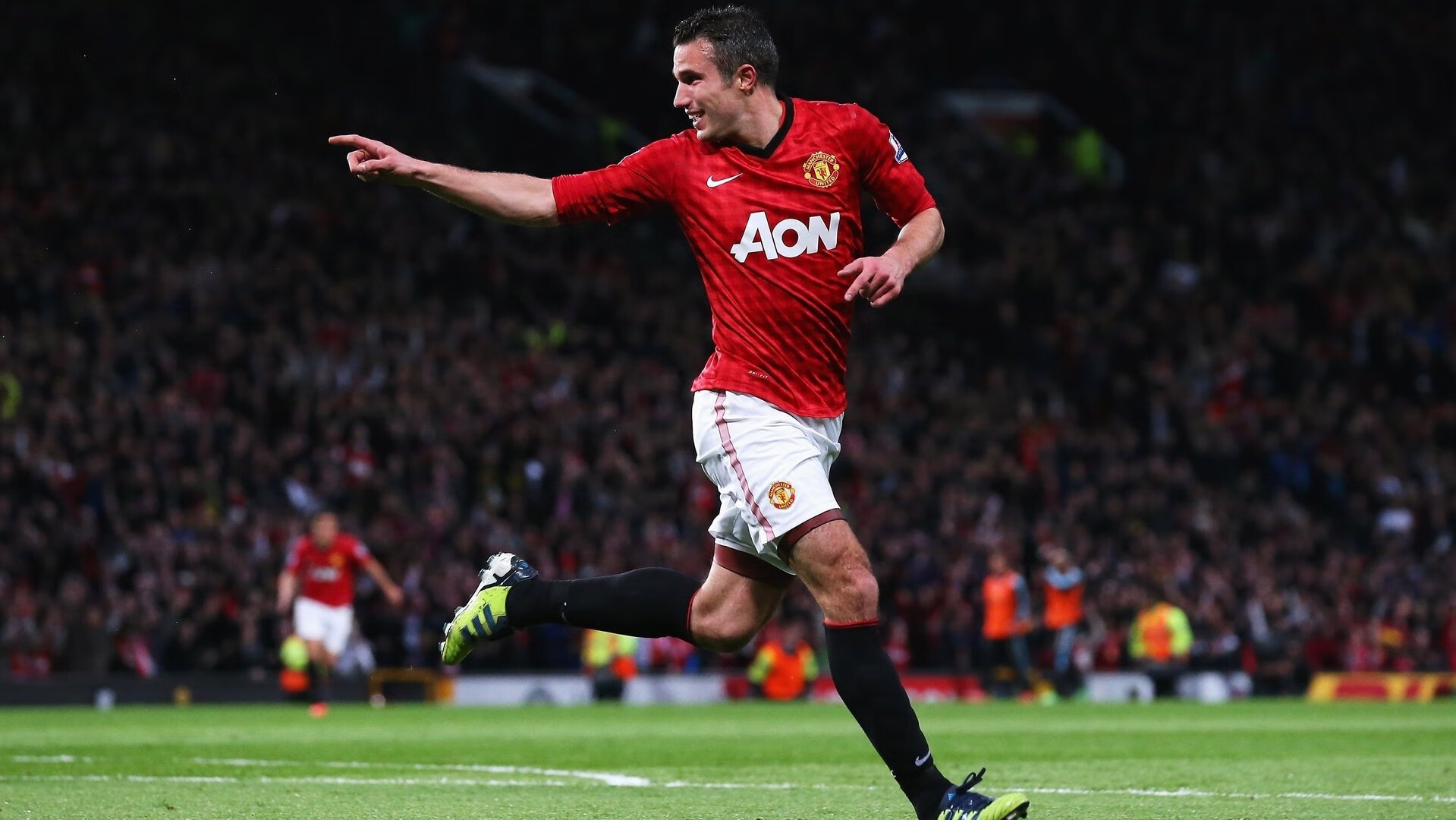 朗斯高位逼抢打乱对方节奏,朗斯球队实力怎么样